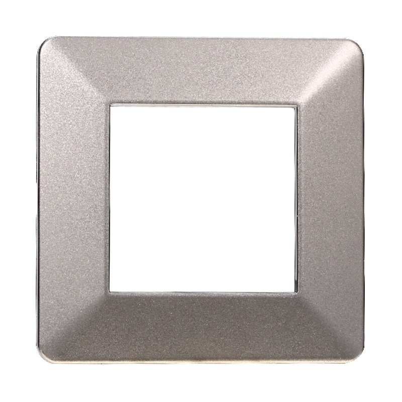 EV83208 — PLACCA PLASTICA 2P TITANIO