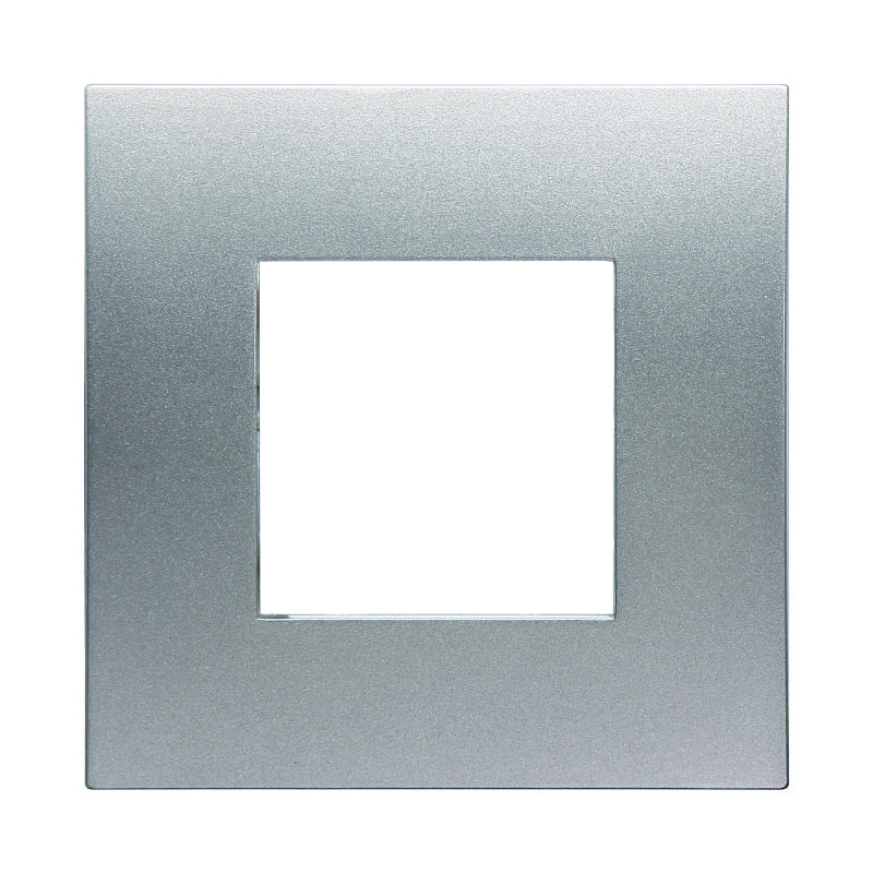 VA83208 — PLACCA PLASTICA 2P TITANIO