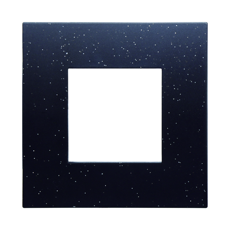 VA83224 — PLACCA PLASTICA 2P NERO BRILLANTE