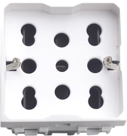 LB3503 — MULTISTANDARD 2P+T 220V SCHUKO+BIPASSO