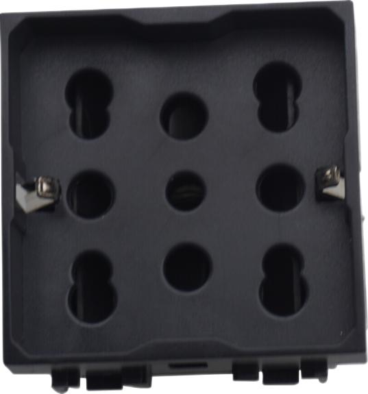 LN3503 — MULTISTANDARD 2P+T 220V SCHUKO+BIPASSO